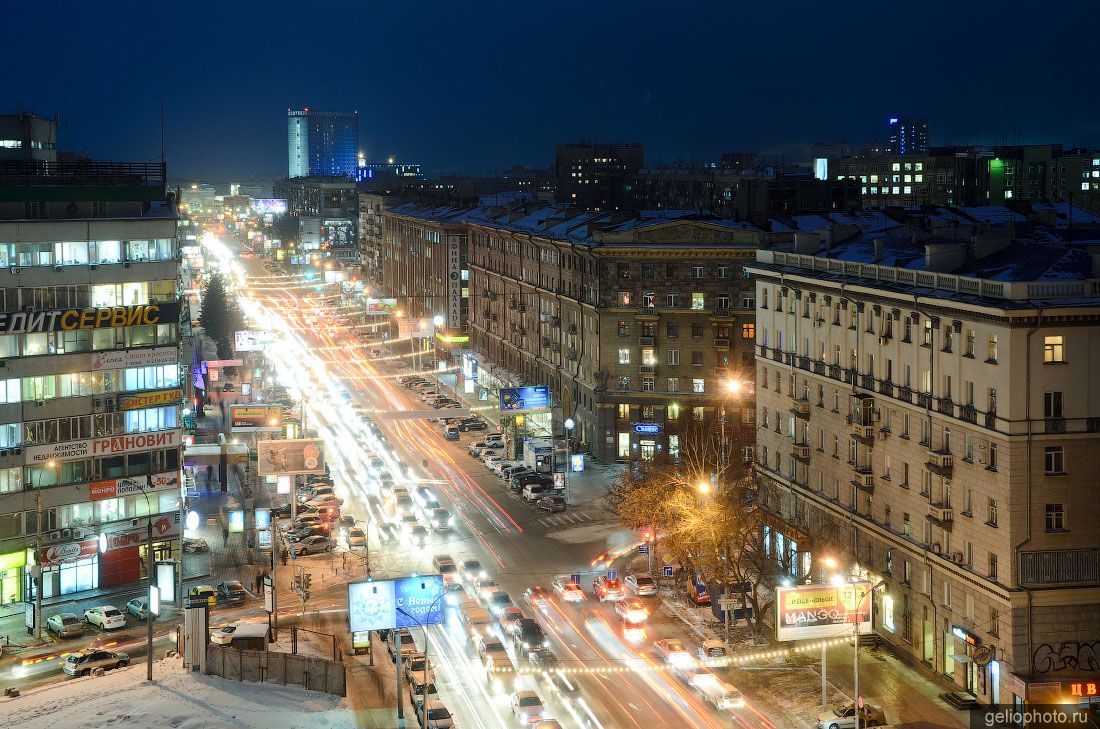 Вокзальная магистраль в Новосибирске ночью фото