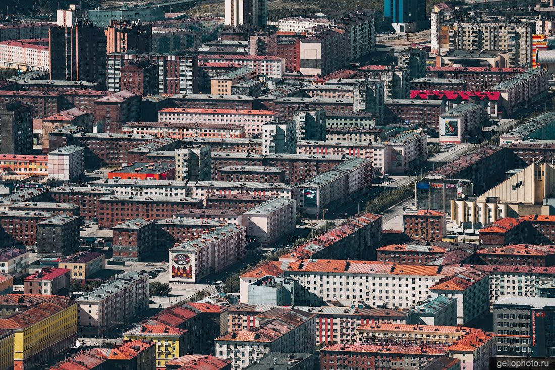 Ленинский проспект в Норильске с высоты фото