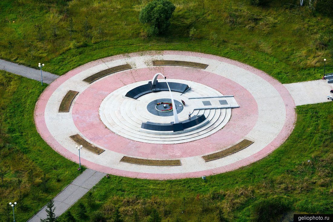 Мемориал воинам-омичам в Омске с высоты фото