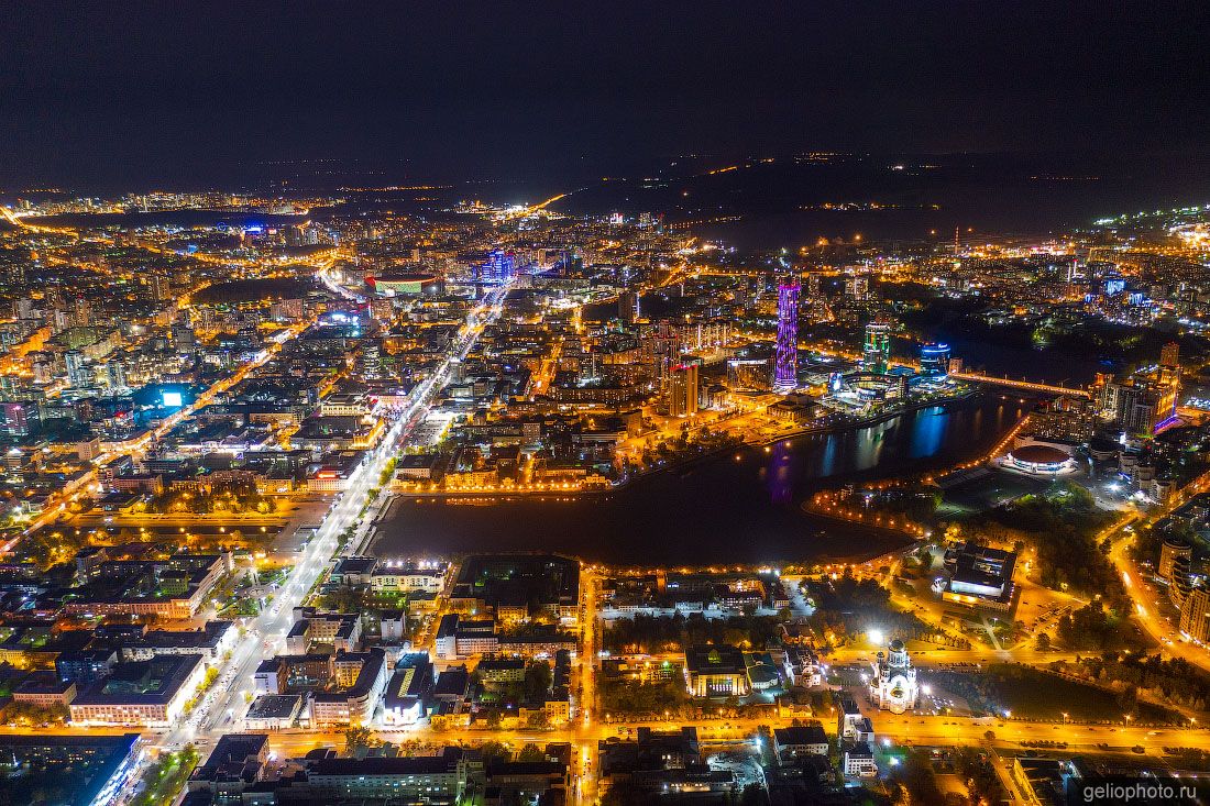 Ночной Екатеринбург с высоты фото