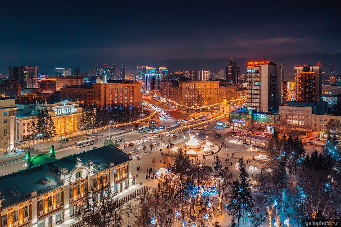 Первомайский сквер в Новосибирске в Новый год фото