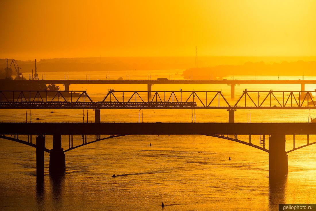 Мосты через Обь в Новосибирске на закате фото