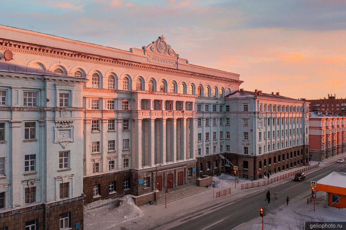 Норильский индустриальный институт фото