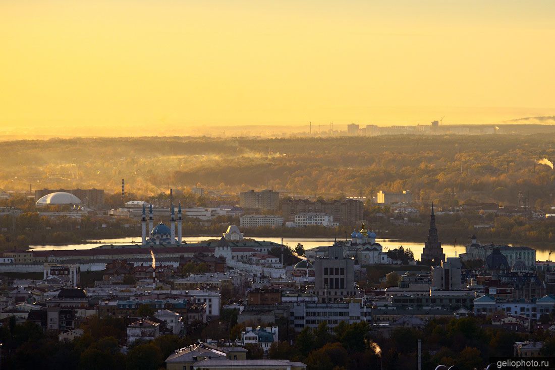 Летняя Казань с высоты на закате фото