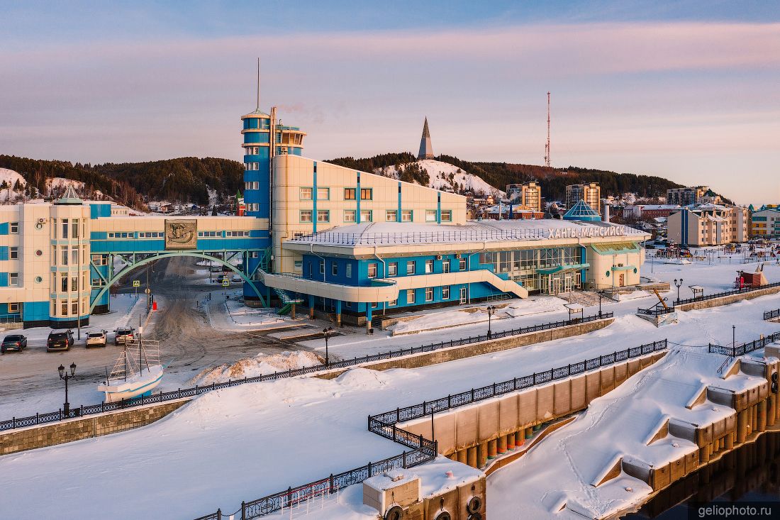 Автовокзал Ханты-Мансийск с высоты фото