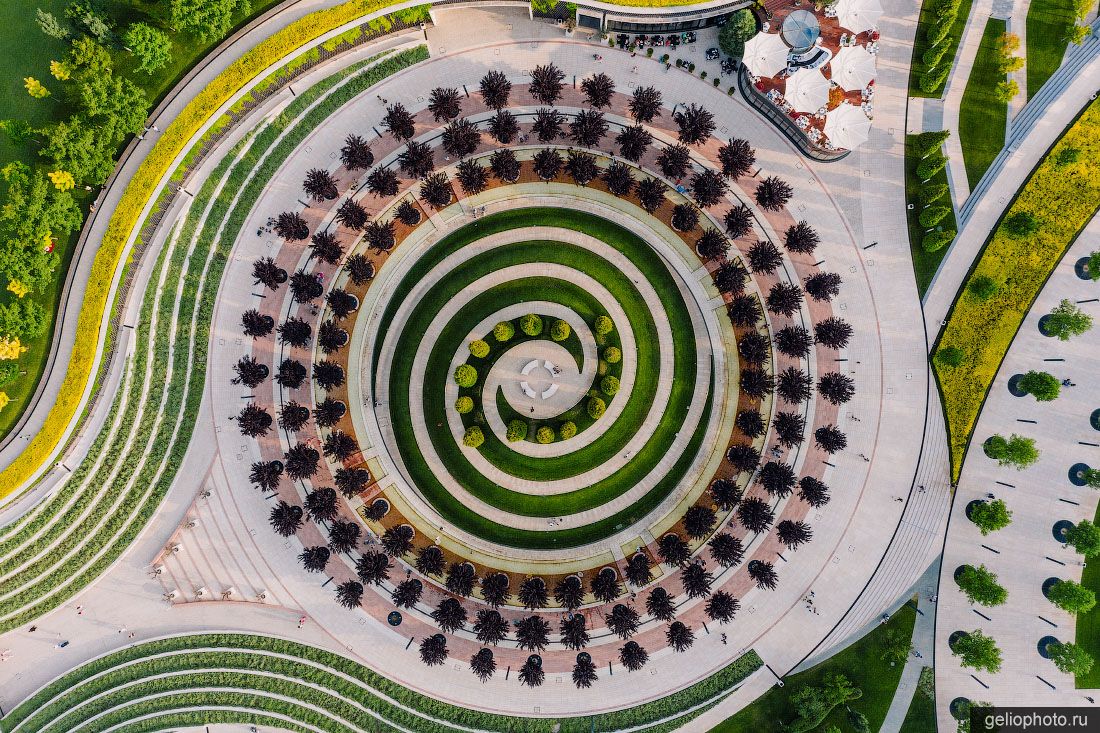 Смотровая площадка Пирамида в Краснодарском парке Галицкого фото