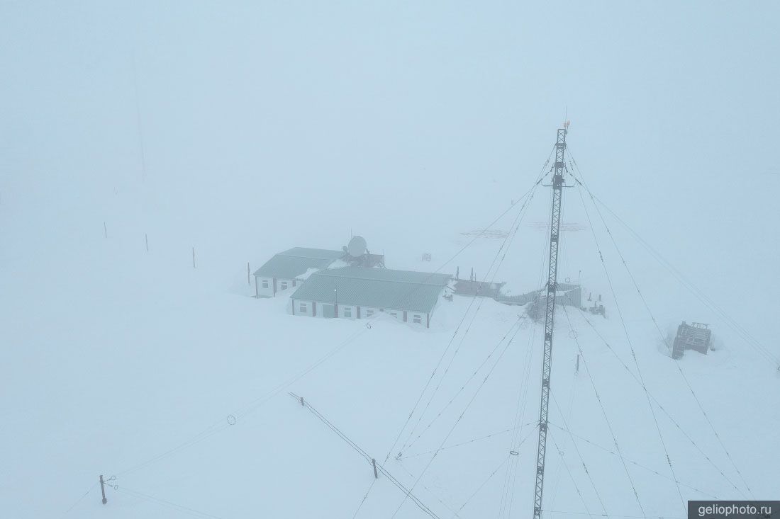 Геофизическая станция Колба на Диксоне с высоты фото
