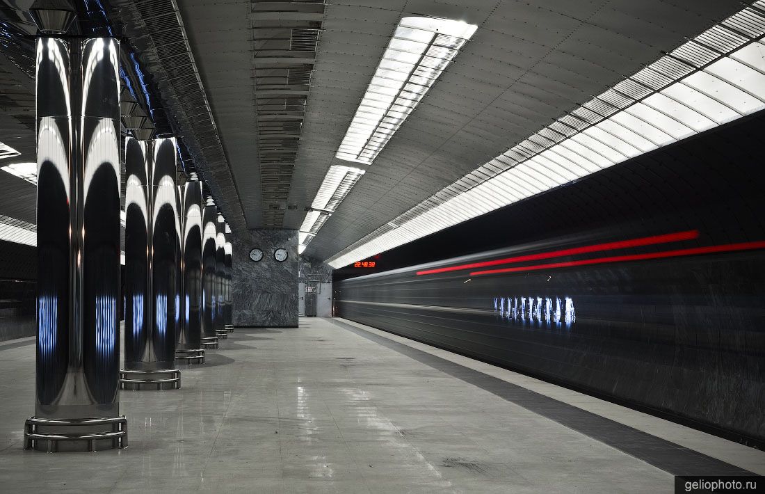 Станция Чкаловская Екатеринбургского метрополитена фото