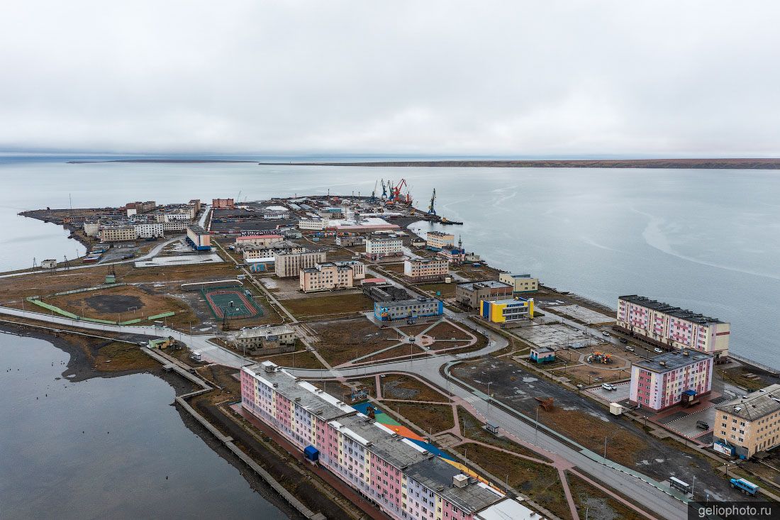 Центр Певека на Чукотке фото