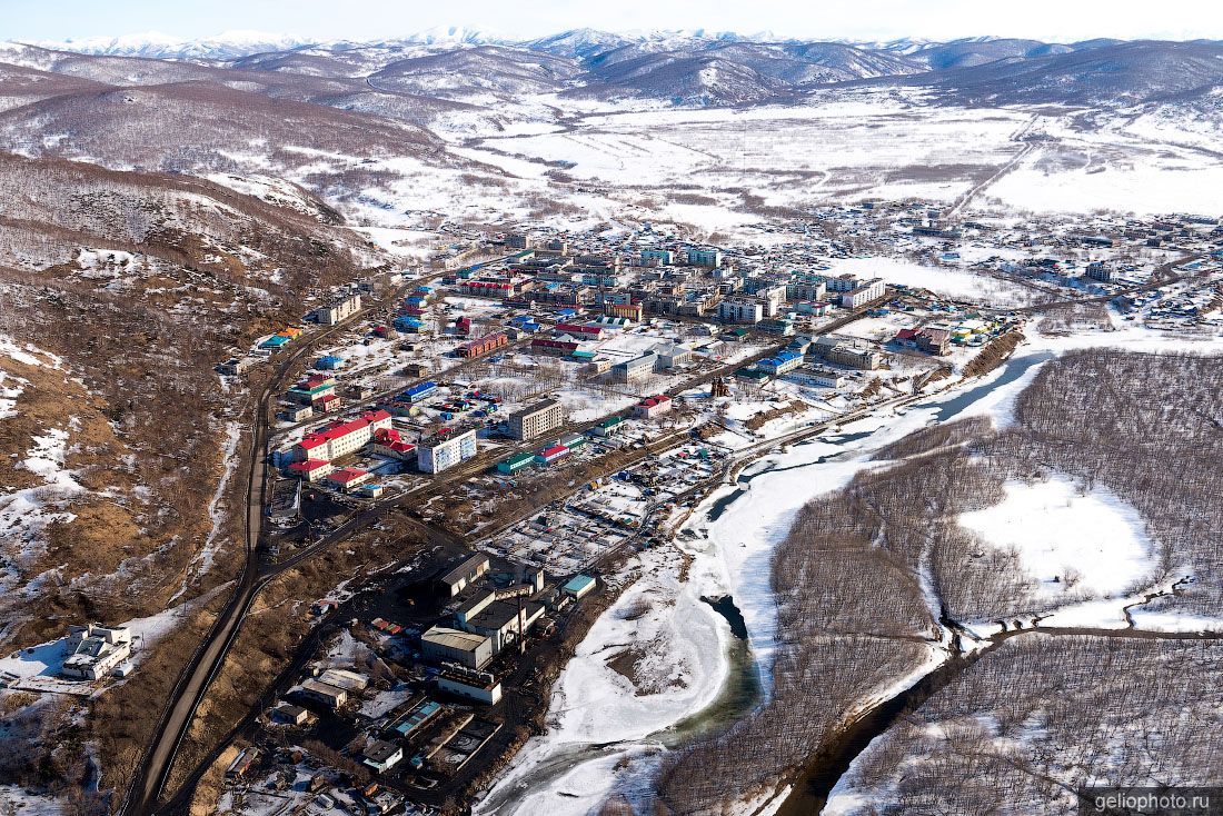 Посёлок Палана на Камчатке с высоты птичьего полёта фото