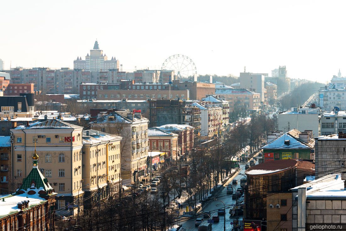 Вид на Комсомольскую улицу в Перми зимой фото