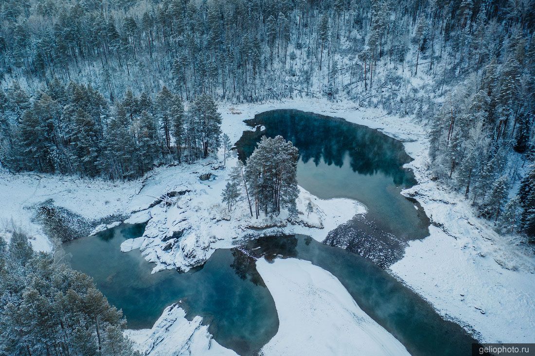 Голубые озёра в Горном Алтае зимой фото