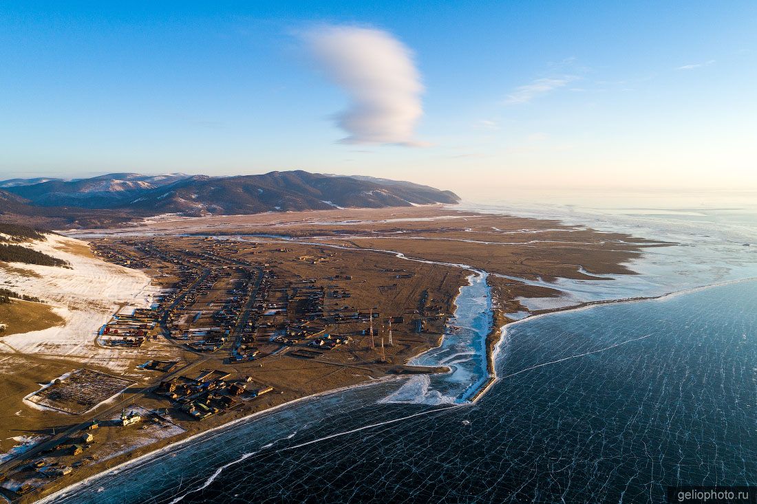 Посёлок Большое Голоустное на Байкале фото