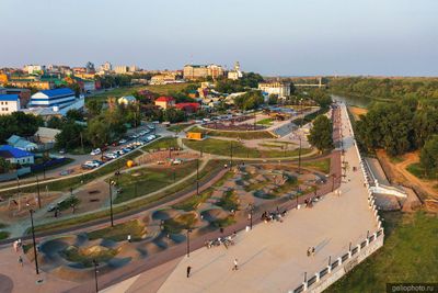 Памп-Трек на набережной Оренбурга с высоты фото