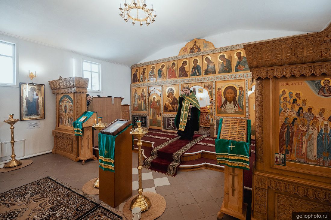 Спасо-Богоявленский храм в Хатанге фото