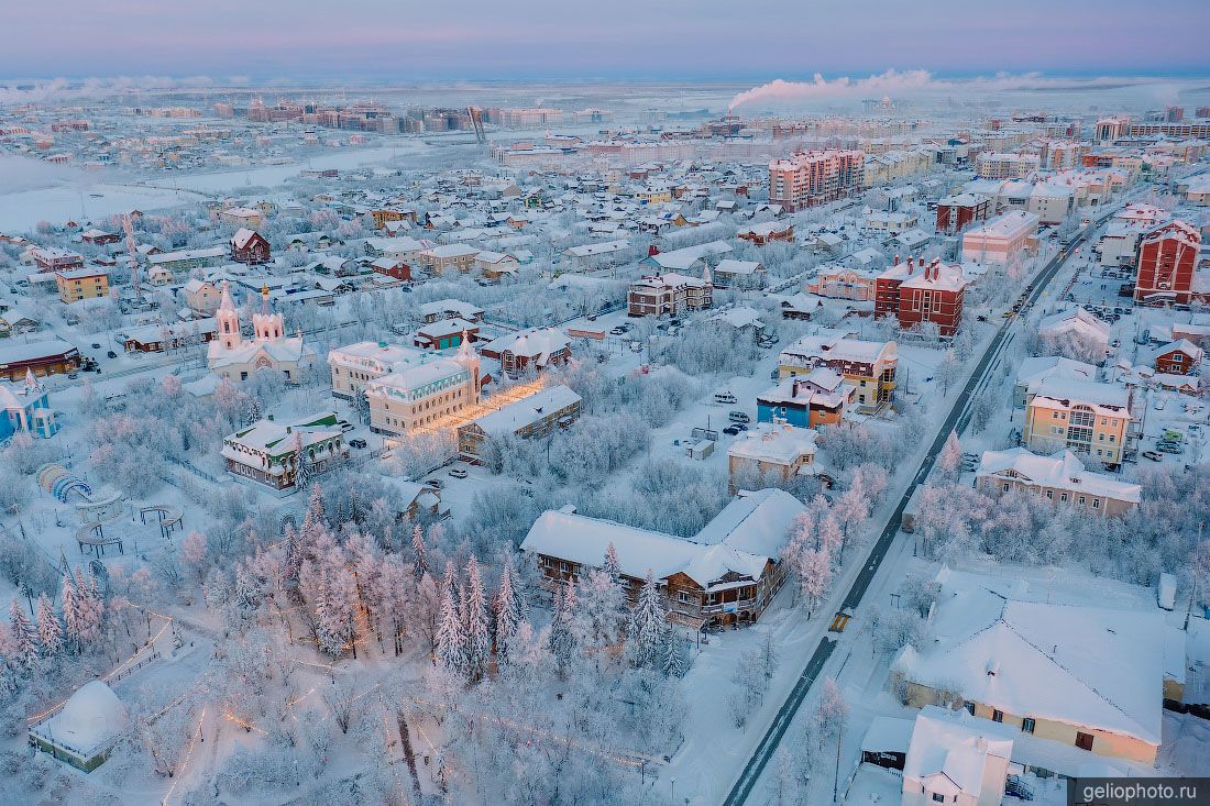 Улица Республики в Салехарде зимой фото