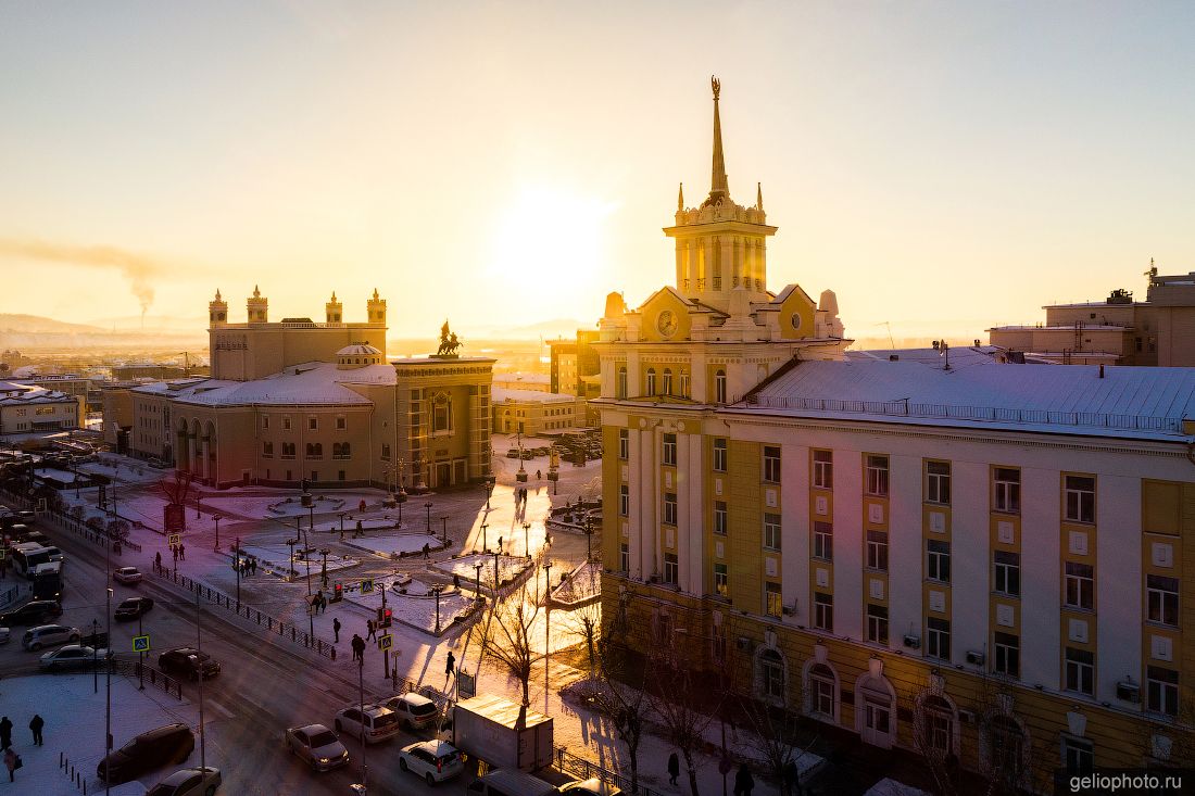 Театр оперы и балета в Улан-Удэ фото