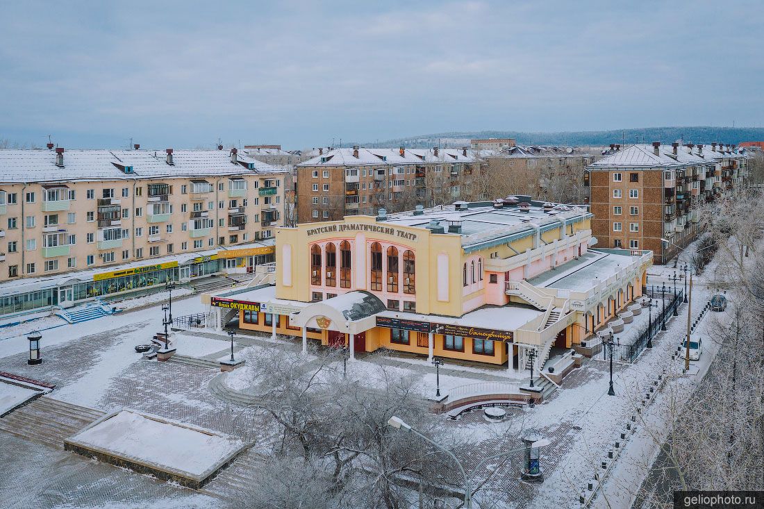 Братский драмтеатр фото