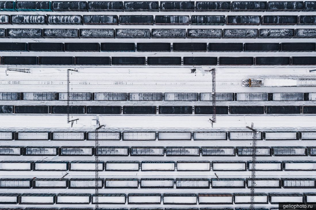 Вагоны с углём на станции Междуреченск фото
