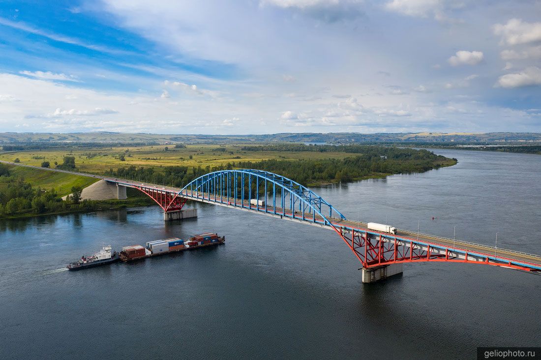 Ермолаевский мост через Енисей в Красноярске фото