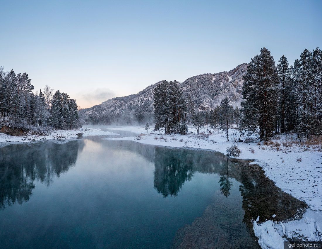 Голубые озёра на реке Катунь зимой фото