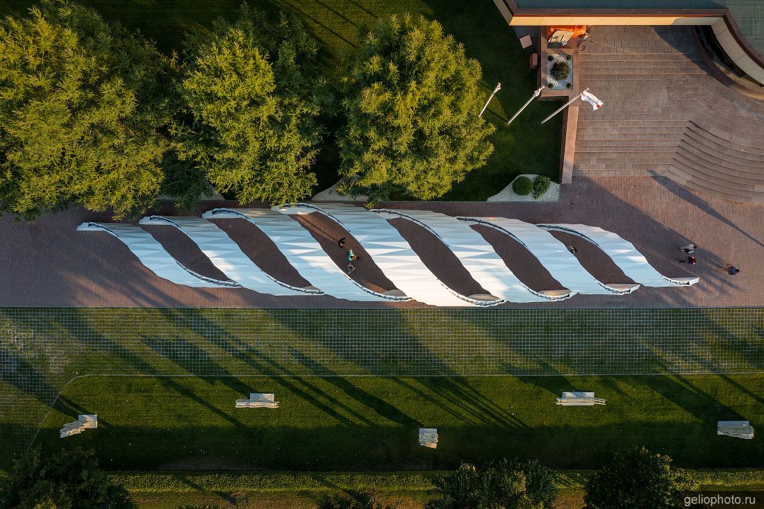 Арка Спираль времени на улице Ленина в Перми фото