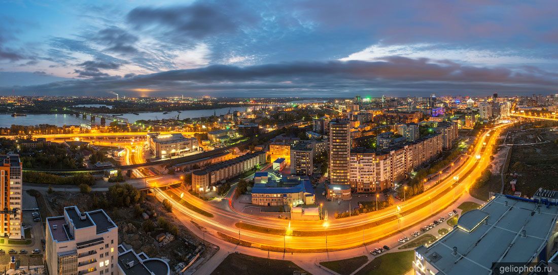 Панорама улицы Ипподромской в Новосибирске фото