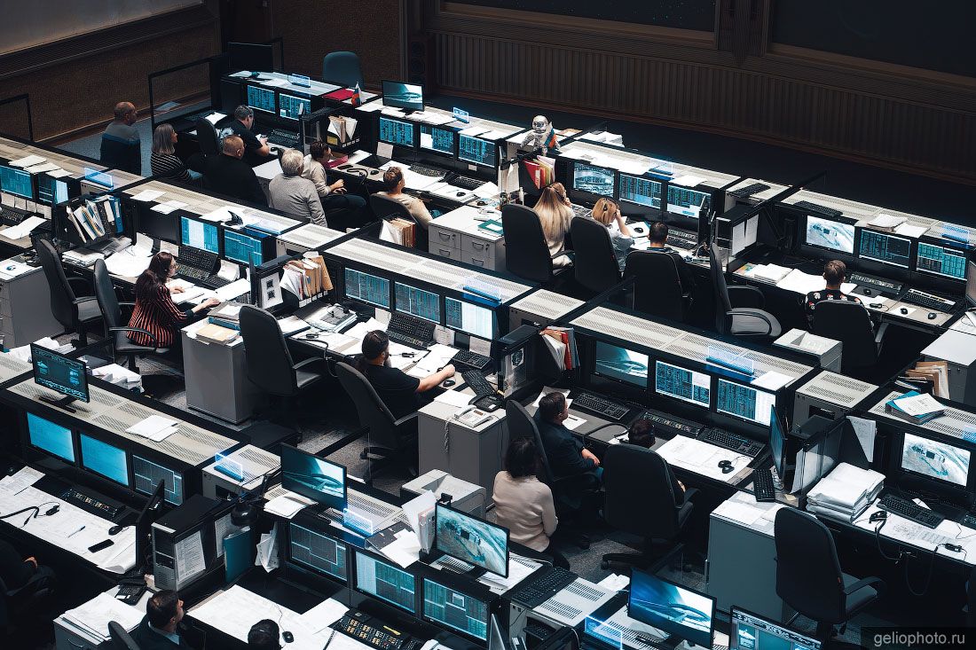 Рабочие станции операторов Центра управления полётами в Королёве фото