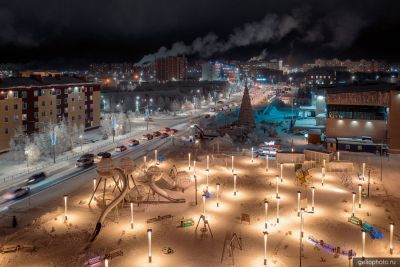 Детская площадка в Салехарде фото