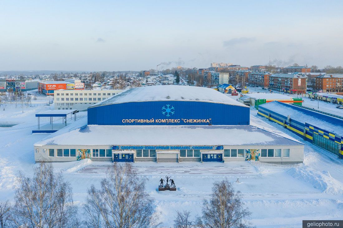 Спортивный комплекс Снежинка в Прокопьевске фото