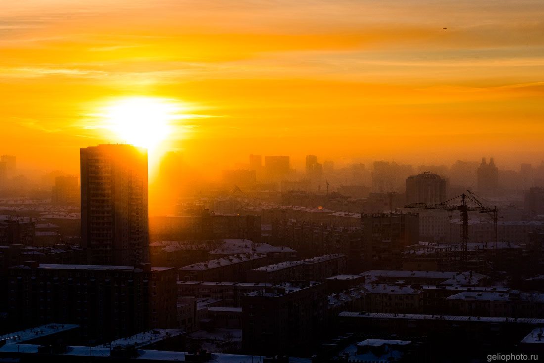 Рассвет зимой в Новосибирске фото