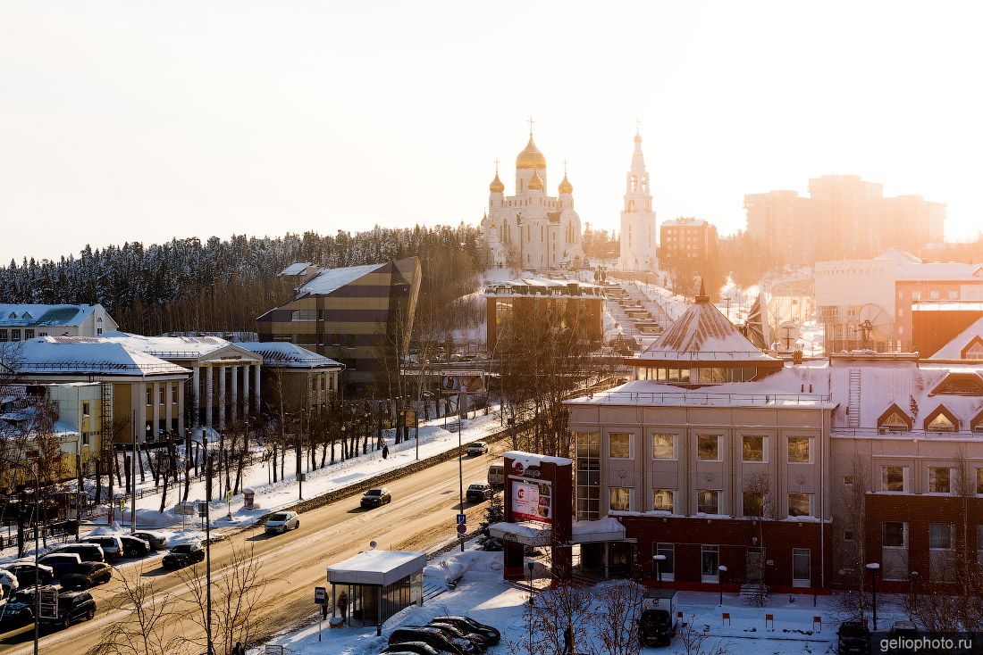 Улица Гагарина в Ханты-Мансийске фото