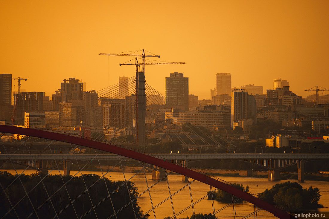 Мосты через Обь в Новосибирске на закате фото