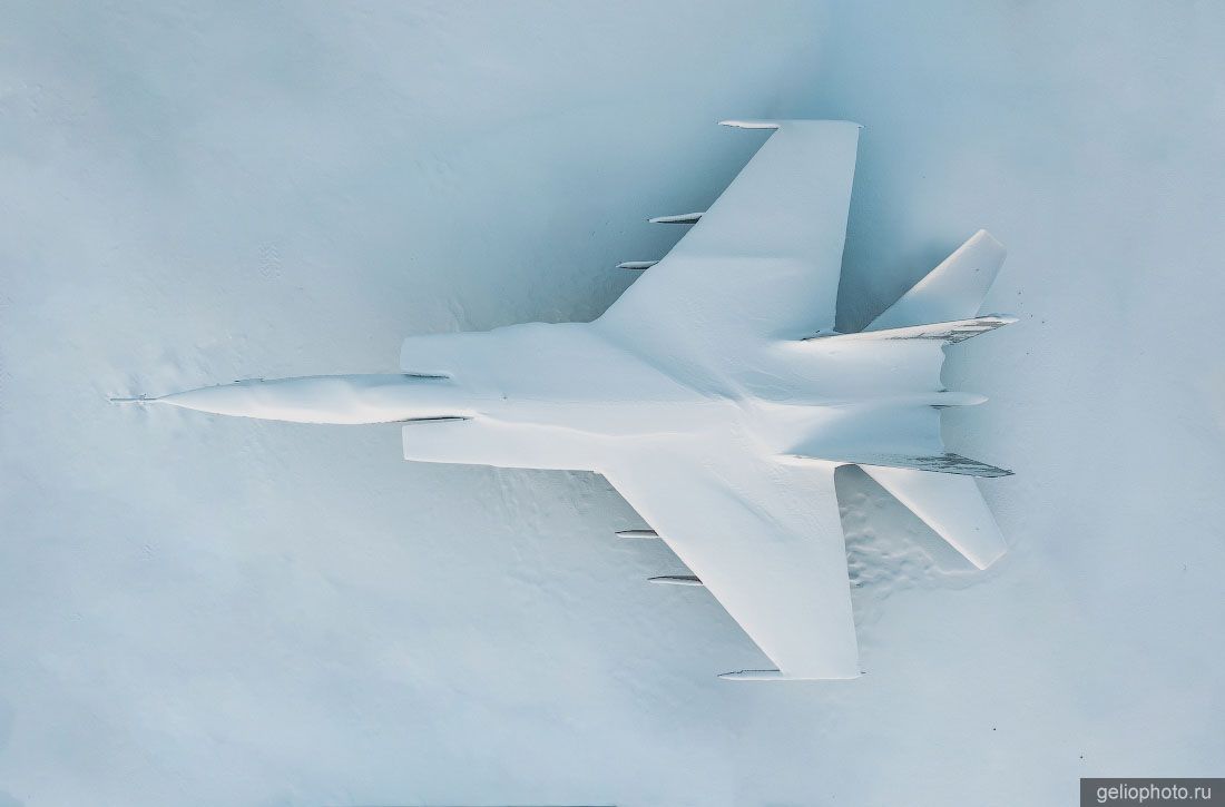 МиГ-25ПУ в Нижнем Новгороде с высоты фото