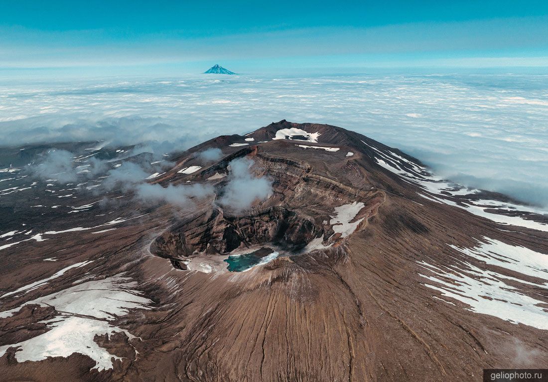 Вулкан Горелый на Камчатке с высоты фото
