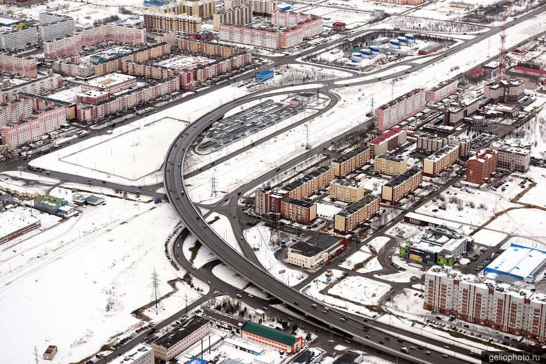 Улица Магистральная в Новом Уренгое фото