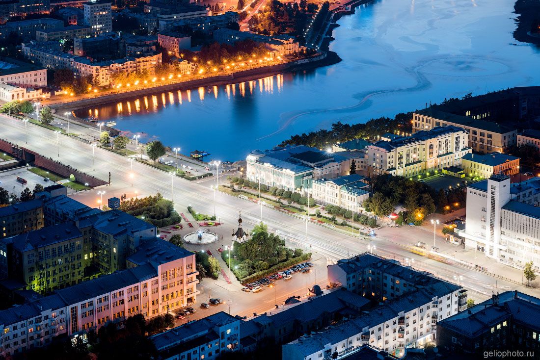Площадь Труда в Екатеринбурге фото