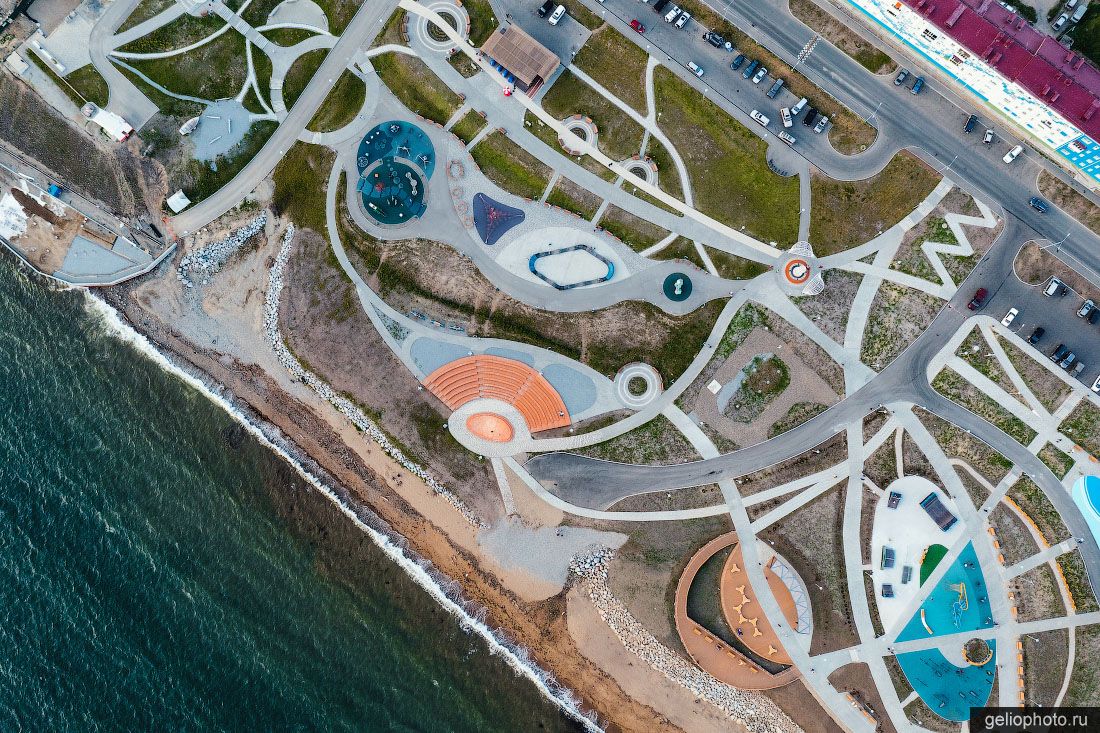 Набережная Бухты Нагаева в Магадане фото