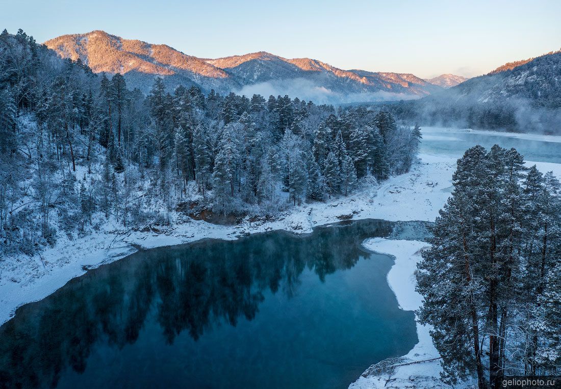Голубые озёра с высоты зимой фото