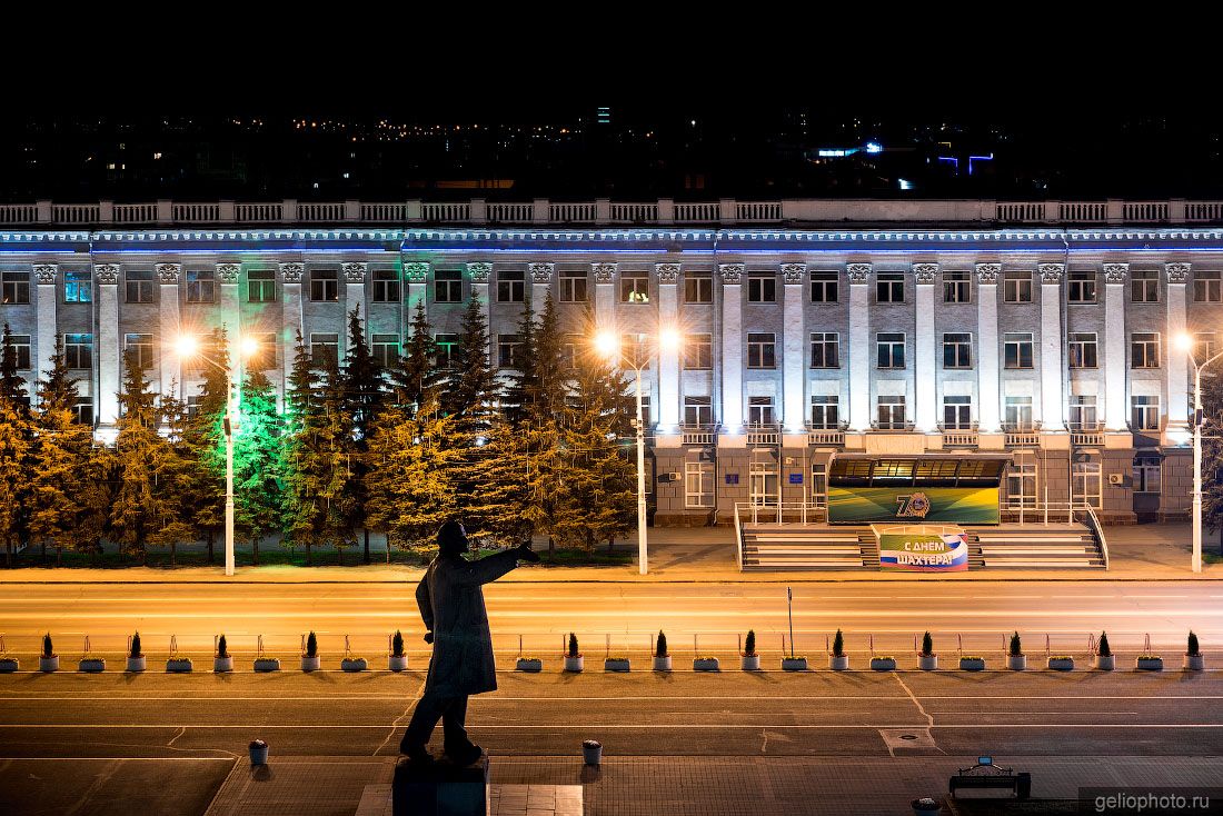 Администрация правительства Кузбасса в Кемерово фото