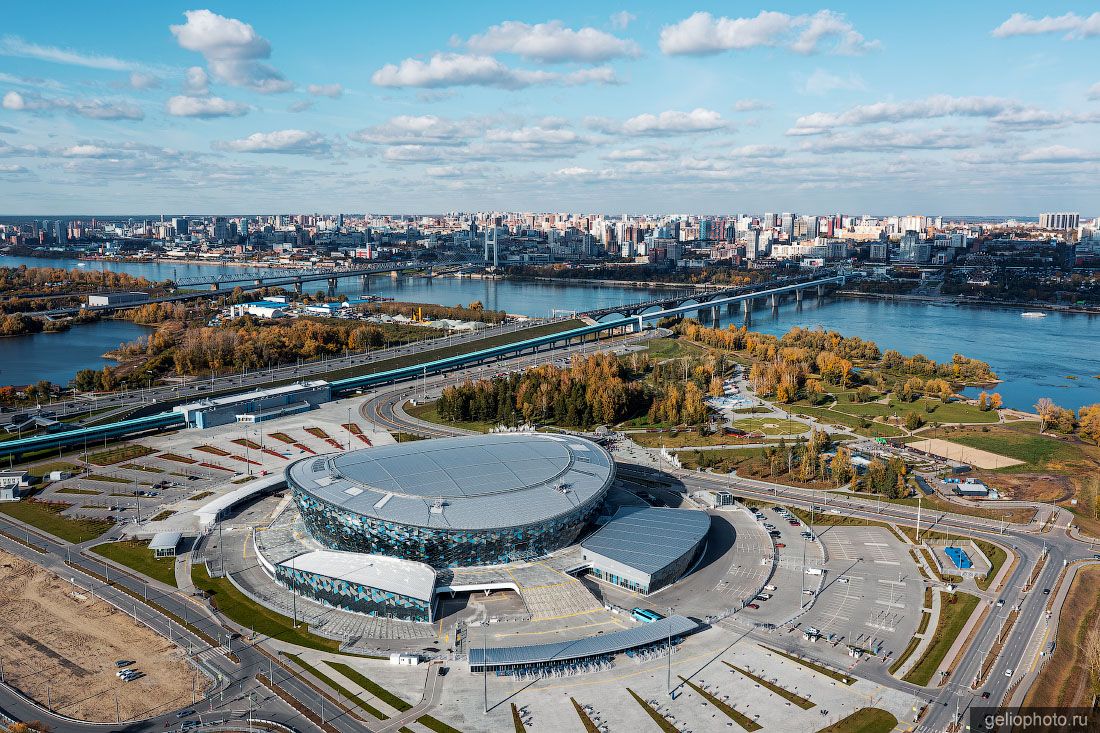 Сибирь-Арена в Новосибирске с высоты фото