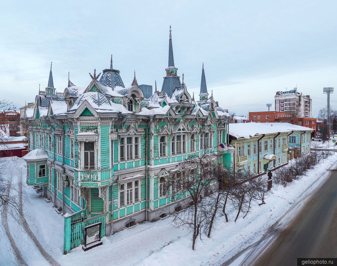 Изумрудный дом в Томске фото