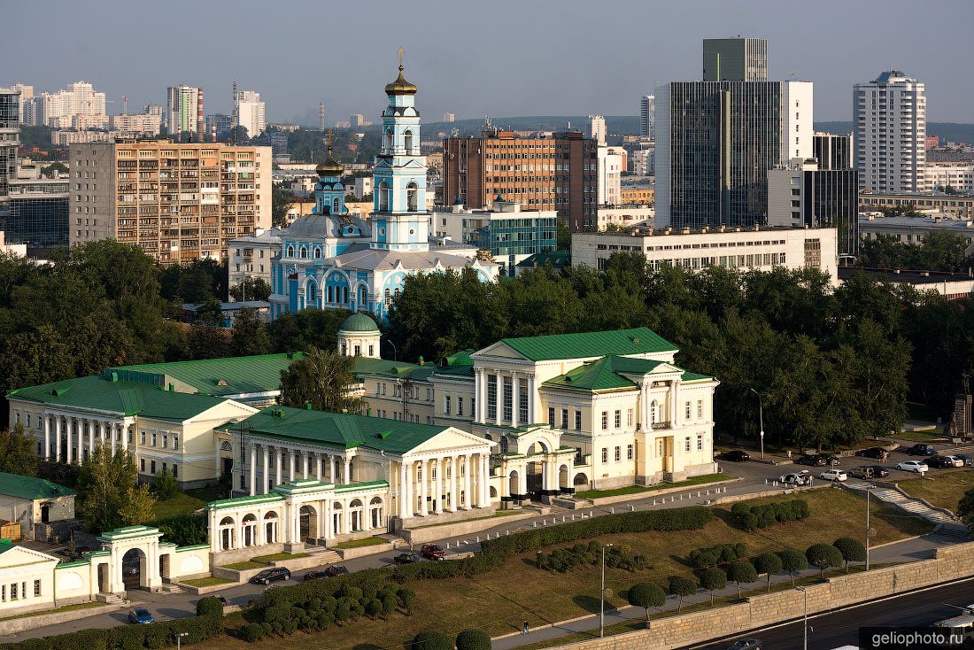 Усадьба Расторгуева-Харитонова в Екатеринбурге фото