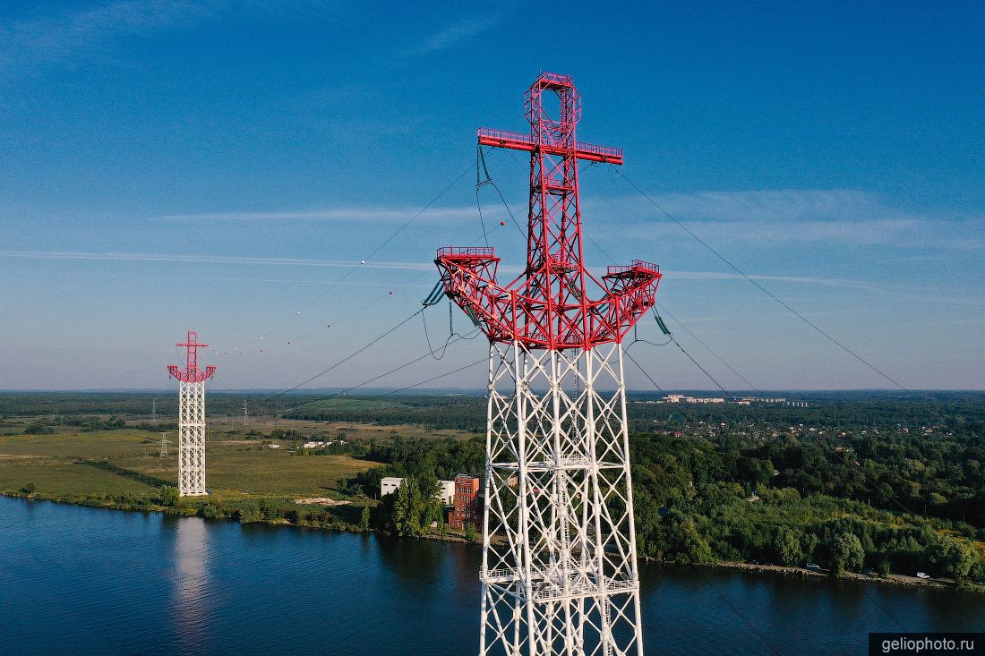 Опора ЛЭП в виде якоря в Калининграде фото