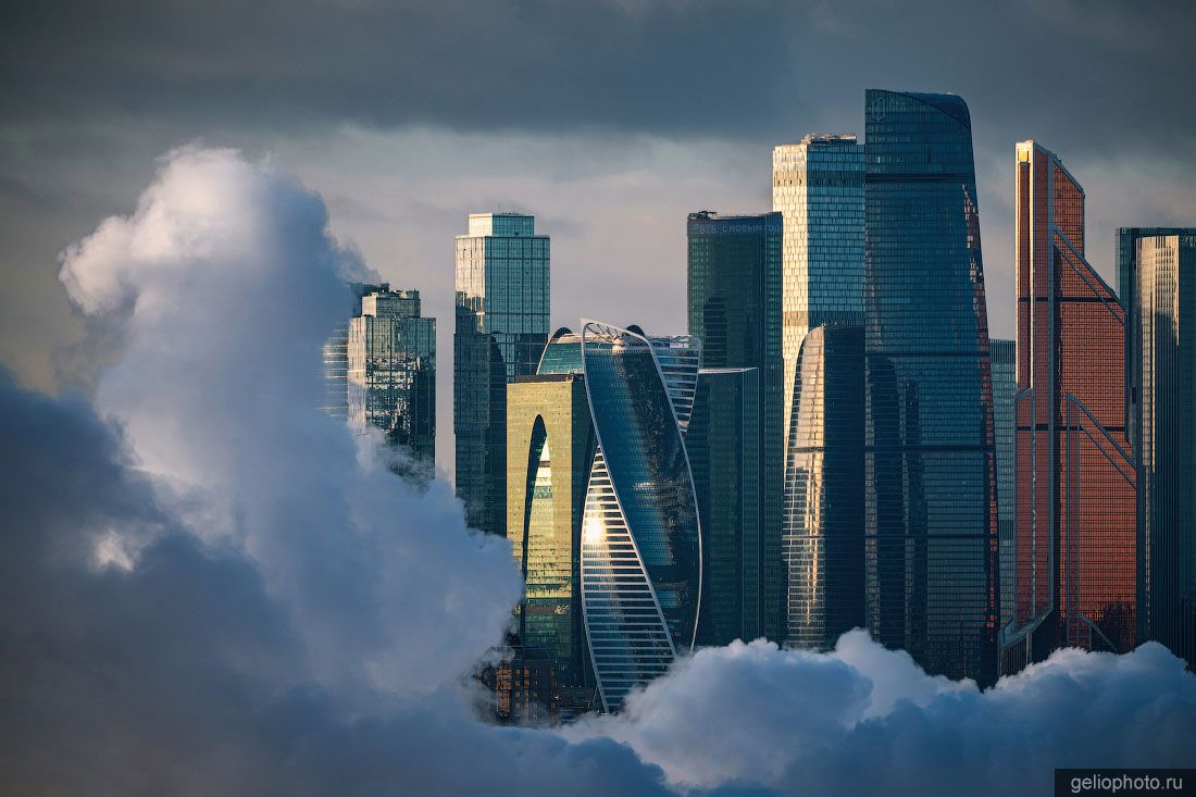 Небоскрёбы Москвы с высоты птичьего полёта фото