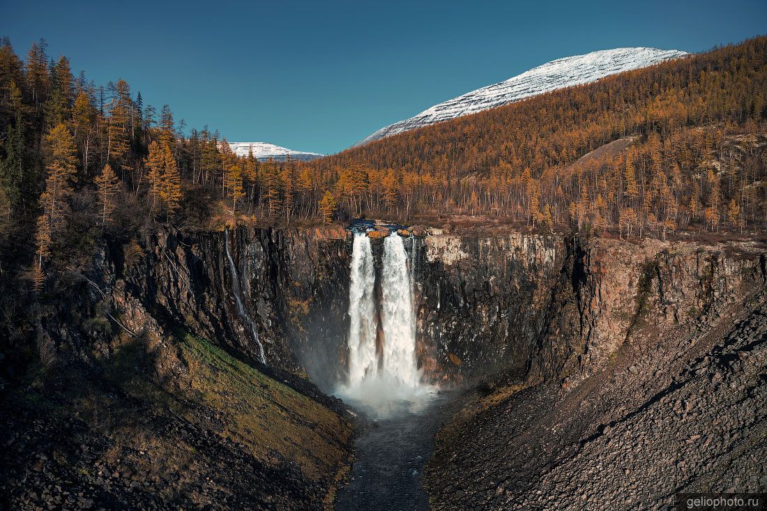 Водопад Два брата на плато Путорана фото