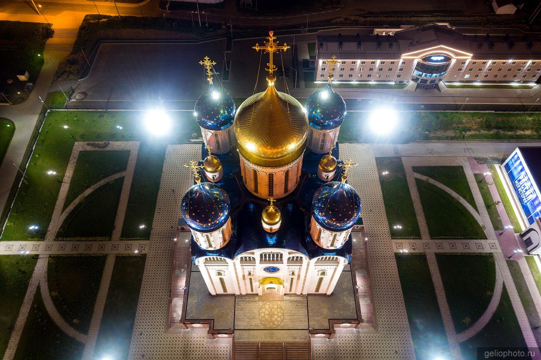 Кафедральный собор Рождества Христова в Южно-Сахалинске фото