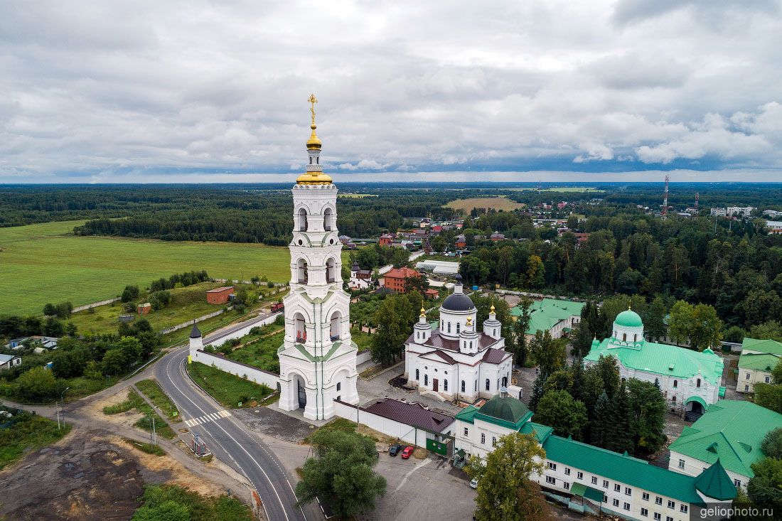 Николо-Берлюковская пустынь в Авдотьино фото