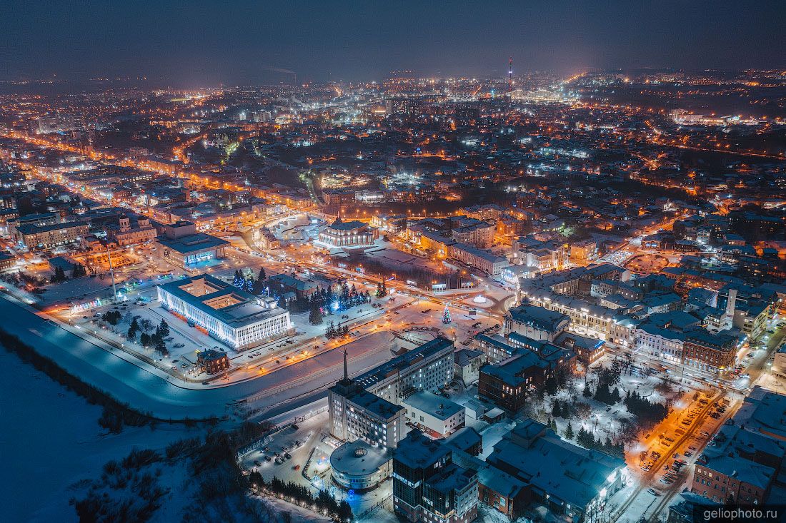 Центр Томска ночью с высоты фото