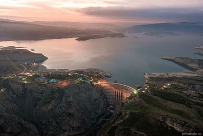 Чиркейская ГЭС с высоты фото